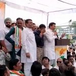 Congress leaders including former minister Sajjan Singh Verma, Jitu Patwari, who came to gherao the municipal corporation on the issue of corruption, joined