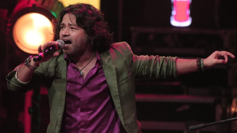 Sufi singer Kailash Kher reached Indore today for the Mahakal launch event of Ujjain, where he interacted with the journalists at Indore Press Club.