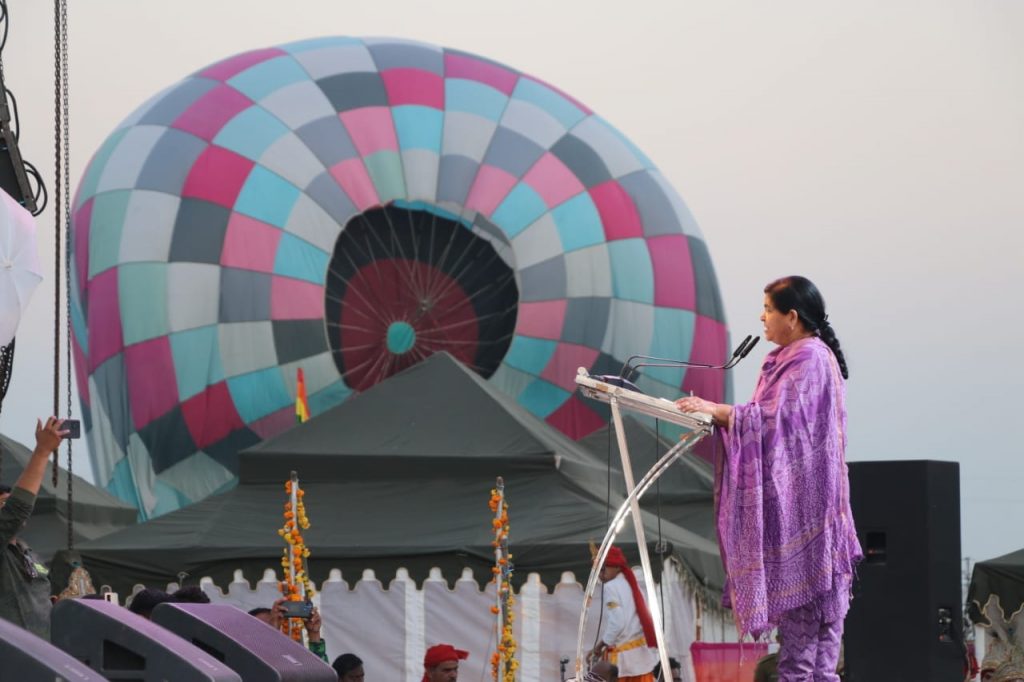 मंत्री सुश्री Usha Thakur ने जल महोत्सव का किया शुभारंभ पर्यटकों के लिए 2 महीने तक होंगी एडवेंचर और रोमांचक गतिविधियां 3 3