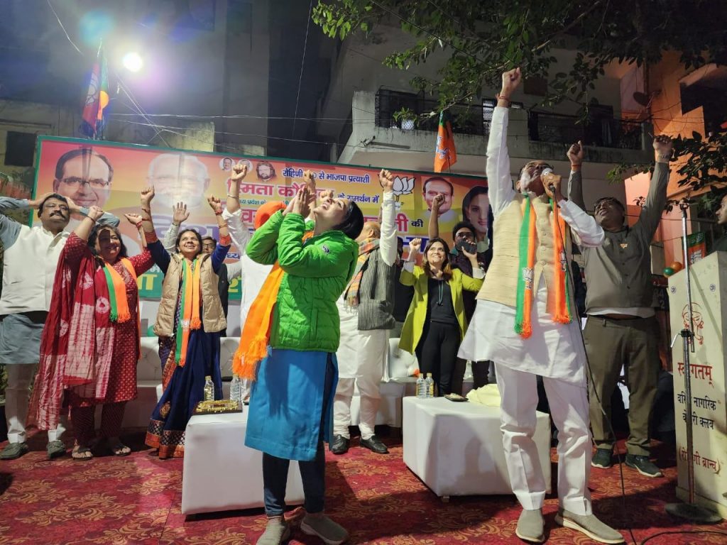शिवराज का सीधा निशाना दिल्ली के अरविन्द केजरीवाल जी की सरकार पर 4 316240230 707495057413562 7897007459677309409 n