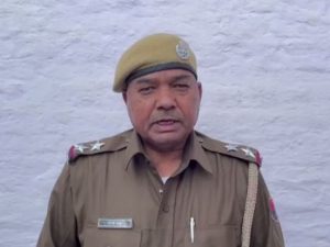 Rawatsar-Sardarshahar Megha Highway, five of whom died on the spot, while the sixth person was admitted to a hospital in Bikaner due to serious injuries. Specified admitted.