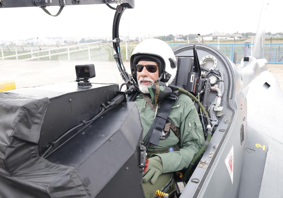 Prime Minister Narendra Modi on Saturday ‘successfully completed’ a sortie on the Tejas aircraft. Calling his experience ‘incredibly enriching’, PM Modi said that it significantly bolstered his confidence in India’s indigenous capabilities.