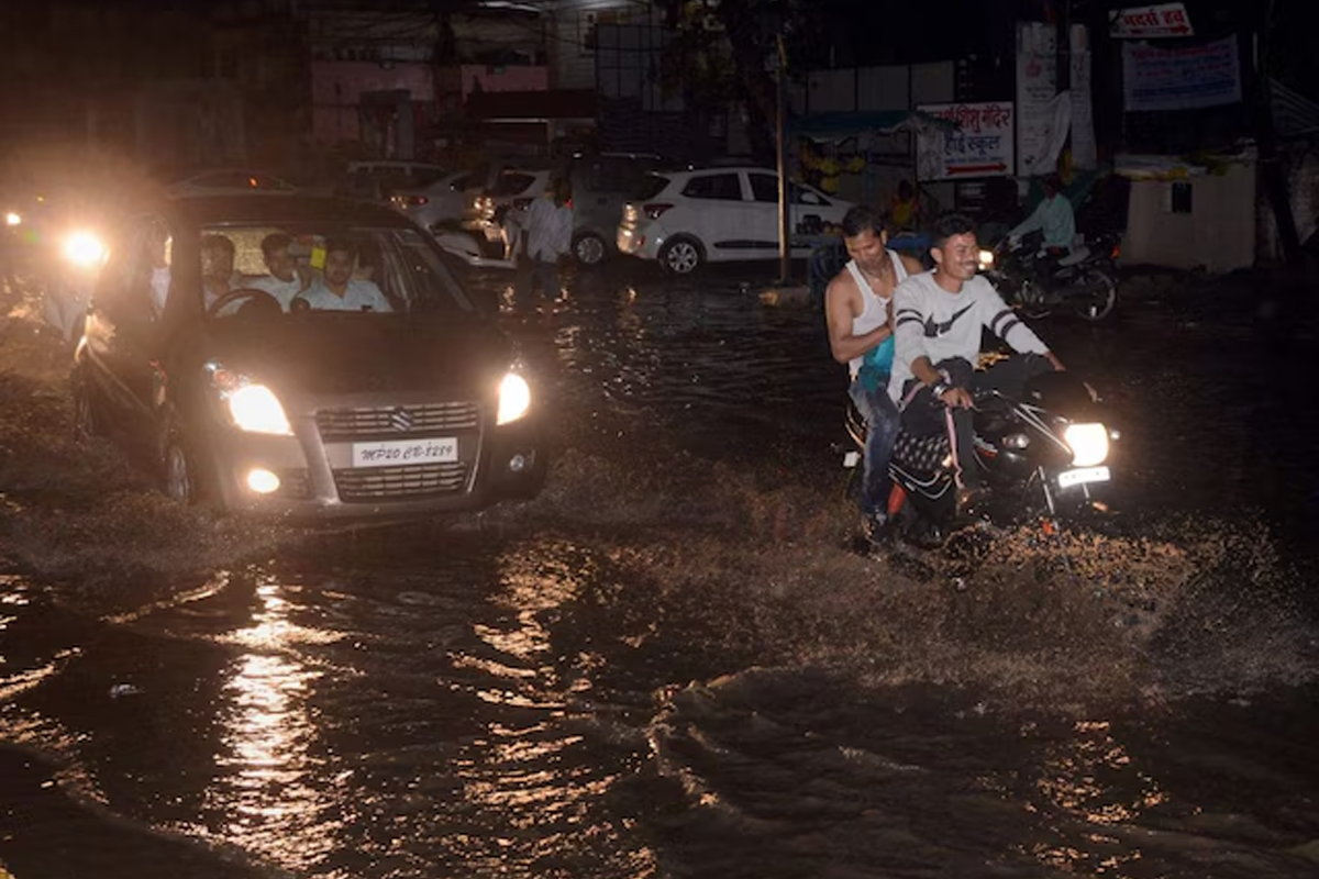 Rains in several parts of Madhya Pradesh on Thursday caused water-logging, while the India Meteorological Department forecast heavy to