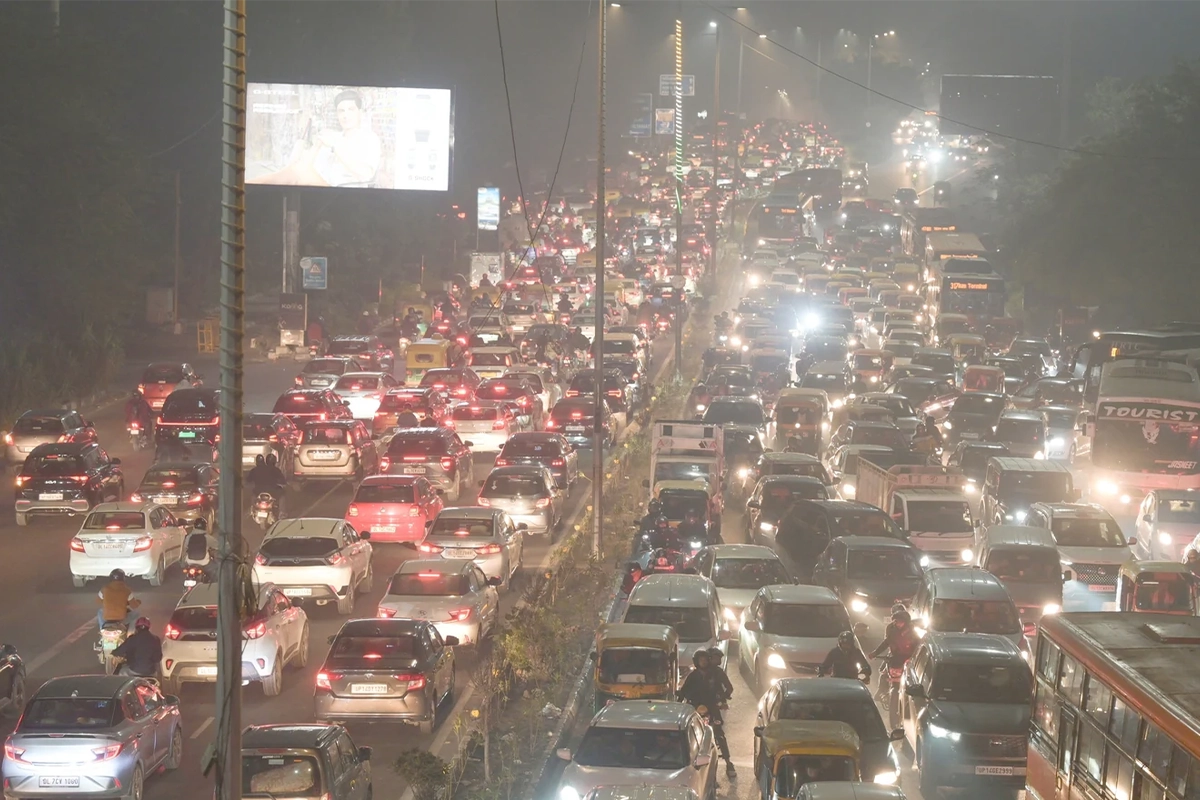 New year 2025 eve: Delhi Police traffic advisory and DMRC metro restrictions, timings on December 31