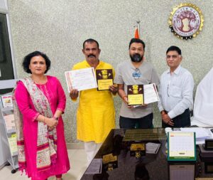 Jabalpur district are gaining recognition not only in Madhya Pradesh but also across the country. This is the reason why the farmers of the district who adopt innovation are also getting respect at the national level.