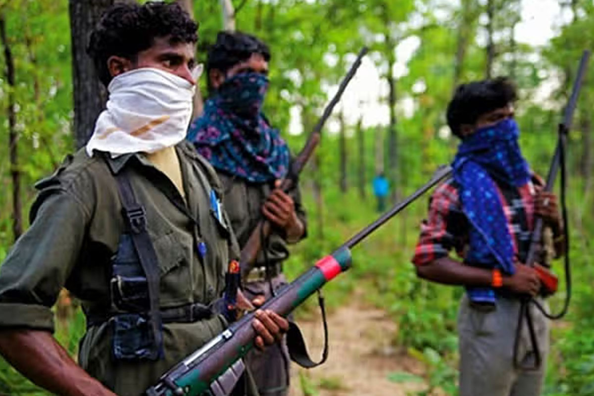 Chhattisgarh, anti-Naxal operation intensified in Chhattisgarh, weapons recovered from female Maoist