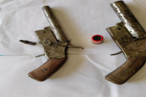 Jabalpur Police has arrested two accused along with weapons under the campaign being run against illegal weapons and drug smuggling in the district.