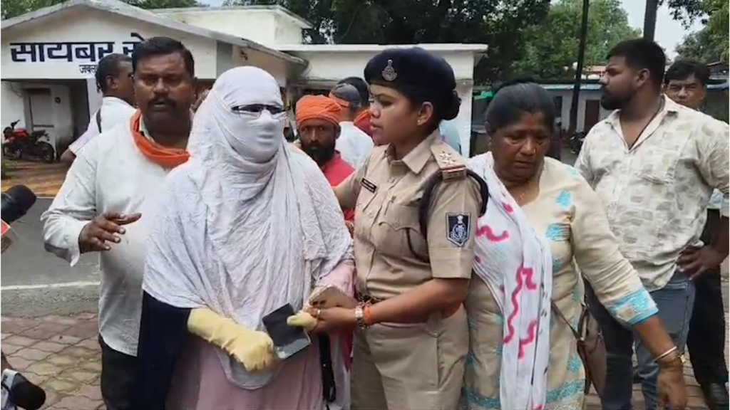 Love Jihad Case में सौरभ बनकर बनाई पहचान, बाद में सामने आई असली पहचान 2 30 july.00 10 21 10.Still002
