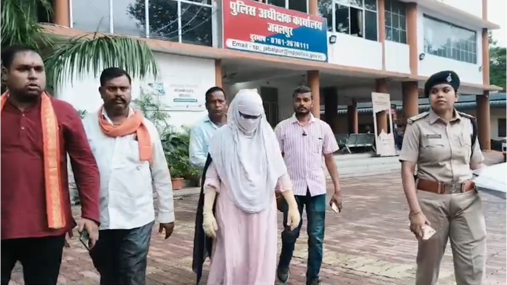 Love Jihad Case में सौरभ बनकर बनाई पहचान, बाद में सामने आई असली पहचान 4 30 july.00 11 55 19.Still004