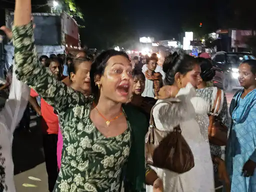Banda, a dispute between two factions of the transgender community